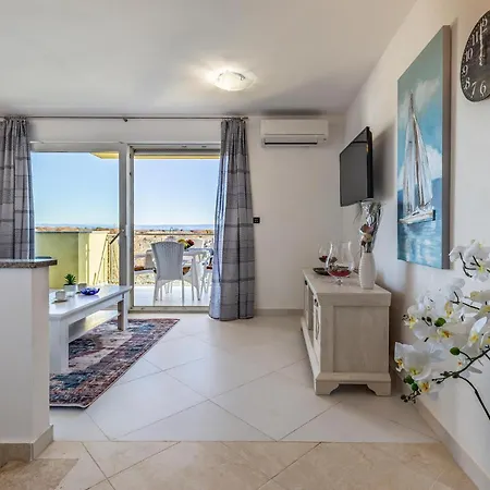 Stunning In With Wifi Ližnjan